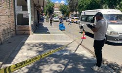 Şanlıurfa'daki İş Merkezinde Silahlı Kavga: Çok Sayıda Ekip Sevk Edildi
