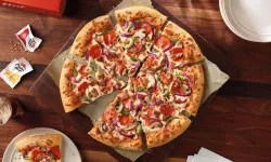 Pizza Hut Kime Satıldı? LongRange Capital Ve Yum China Anlaşmasıyla 2,7 Milyar Dolarlık Devir Süreci