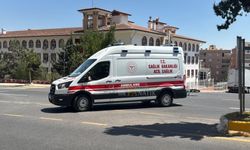 Şanlıurfa'da Motosiklet İle Otomobil Çarpıştı: 2 Kişi Yaralandı