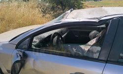 Şanlıurfa'da Feci Kaza: Otomobil Takla Atıp Tarlaya Uçtu
