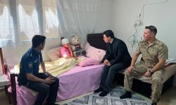 Şanlıurfa'da Küçük Kız Çocuğu 8 Köpeğin Saldırısına Uğradı: Vücuduna 150 Dikiş Atıldı