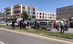 Haliliye'de Otomobil ile Motosiklet Çarpıştı: 2 Yaralı