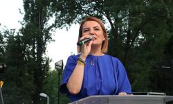 İzmit Belediye Başkanı Fatma Kaplan Hürriyet Görevden Uzaklaştırıldı