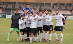 Karaköprü Belediyespor'da 14 Futbolcu Serbest Kaldı
