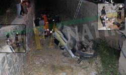 Urfa Son Dakika: Karaköprü'de Otomobil Tahliye Kanalına Devrildi: 4 Yaralı