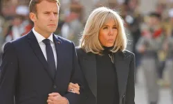 Macron'un Eşi Kim? Brigitte Macron Kimdir, Kaç Yaşında, Nereli, Mesleği Ne, Emmanuel Macron İle Nasıl Tanıştı?