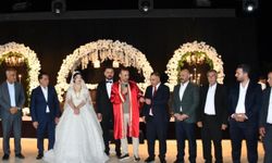 AK Parti MKYK Üyesi Mehmet Ali Kurt, Rabia ve Serhat Çiftinin Mutluluğuna Ortak Oldu