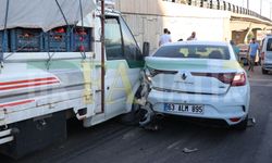 Şanlıurfa’nın Göbeğinde Zincirleme Kaza: 4 Araç Birbirine Girdi, 2 Yaralı