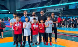 Şanlıurfa'nın Minik Pehlivanları Türkiye Şampiyonu Oldu