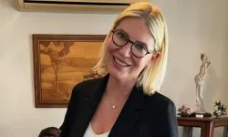 Suna Kutaş Apa Kimdir? Ayşe Arman’ın Ablası, Kazım Apa’nın Eşi Suna Kutaş Apa’nın Hayatı