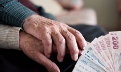 Bakanlık Duyurdu: Yaşlı ve Engelli Aylıkları Hesaplara Yatırılmaya Başlandı