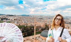 YKS'ye Giren 300 Öğrenciye Aylık 13 Bin 750 TL Destek