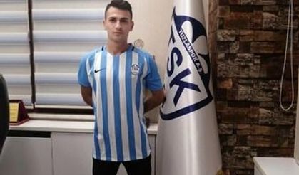Şanlıurfalı genç futbolcu yeni takımına imza attı