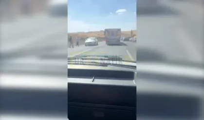 Şanlıurfa- Suruç yolunda meydana gelen trafik kazasında 3 kişi yaralandı.