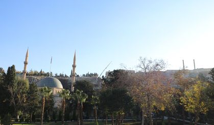 Balıklıgöl’de İğne Atsan Yere Düşmez