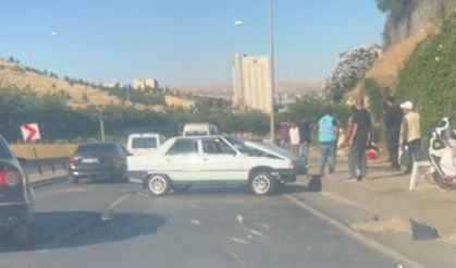 Şanlıurfa’nın Tehlikeli Yolunda Yine Kaza! Ekipler Seferber Oldu