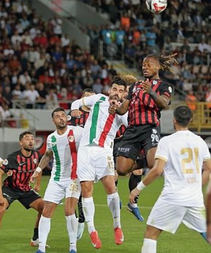 Çorumlu Futbolcuların Amedspor Galibiyeti Sonrası Aldıkları Prim Belli Oldu