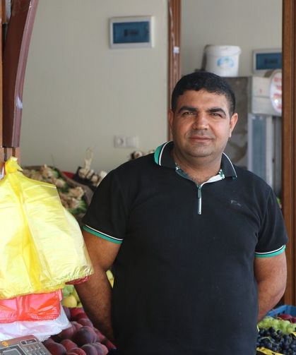 Şanlıurfa’da Meyve Sebze Fiyatları Ne Durumda: Manav Çetin Değerlendirdi