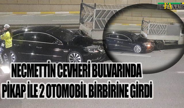 Necmettin Cevheri Bulvarında Pikap ile 2 Otomobil Birbirine Girdi