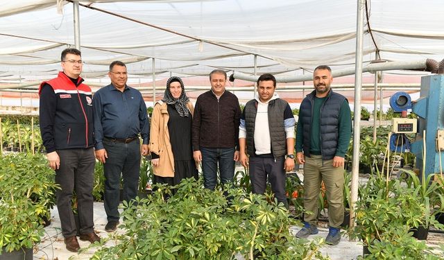 Hüsna Tunalı, Kadın Üreticilere İlham Kaynağı Oluyor