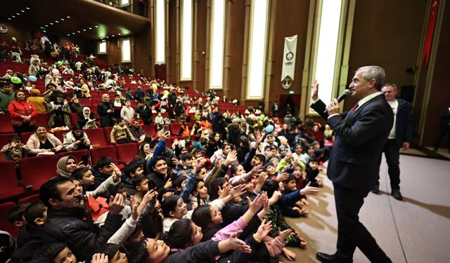 Başkan Tahmazoğlu Çocuk Şenliğinin Tarihini Uzattı