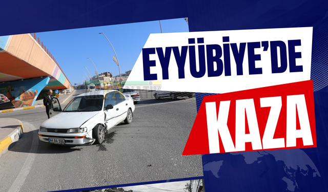 Şanlıurfa Eyyübiye'de İki Otomobil Çarpıştı