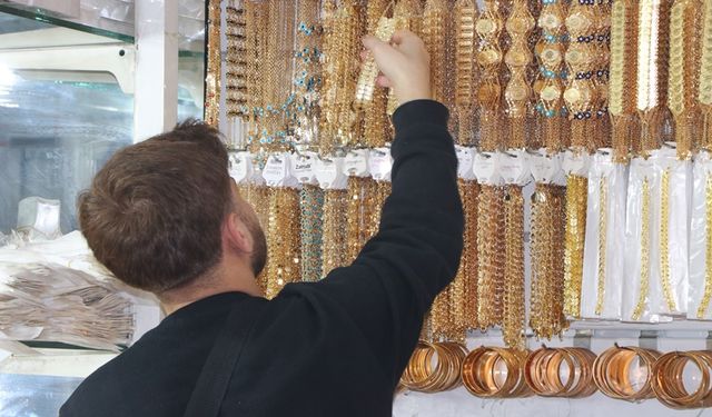 Şanlıurfa’da Döviz Kuru Ve Küresel Gerginlik Esnafı Zorluyor