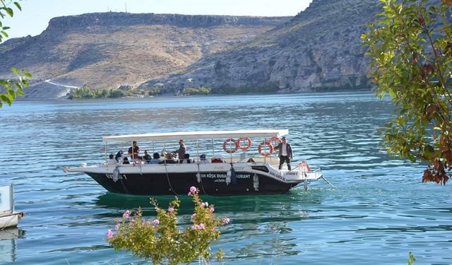 Şanlıurfa’nın İlçesi Ziyaretçilerine Eşsiz Bir Deneyim Sunuyor