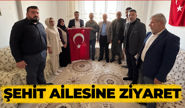 AK Parti Bozova Teşkilatından Şehit Ailesine Anlamlı Ziyaret