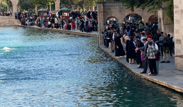Urfa’ya 3 Günlük Tatil Dopingi: Turizmde Yüzler Gülüyor