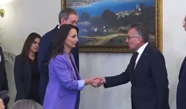 DEM Parti ile AK Parti Meclis'te Görüştü