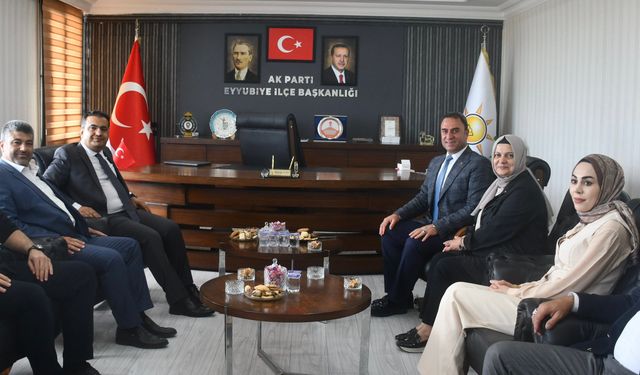 Eyübiye Kaymakamı Hamit Kıyıcı AK Parti’yi Ziyaret Etti