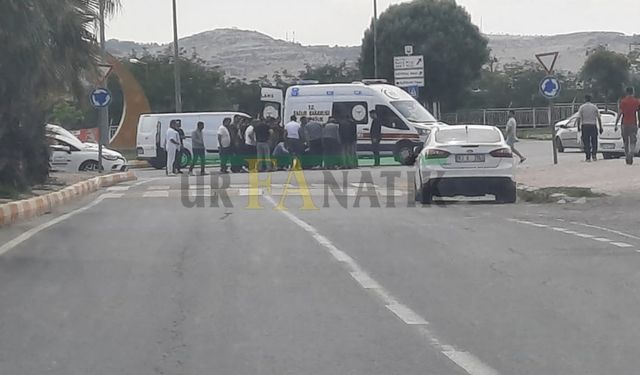 Haliliye’de Hafif Ticari Araç İle Motosiklet Çarpıştı!