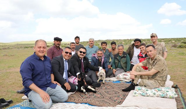 Kaymakam Kemal Ülkü, Karacadağ’da Göçerlerin Umudu Oldu