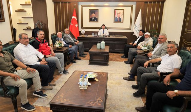 Şanlıurfa’da Yeni Hükümet Konağına İlk Ziyaret Muhtarlardan