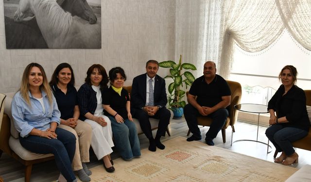 Vali Hasan Şıldak, Şirvan Ela Yağmur'u Evinde Ziyaret Etti