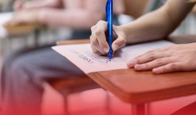 Veliden Azar, İdareden Baskı! Öğretmenler Not Dayatması