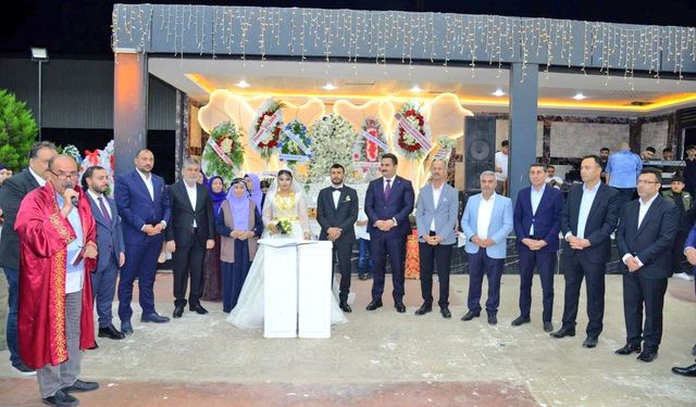 Koyuncu Ailesinin Mutlu Günü: Bakın Düğüne Kimler Katıldı?