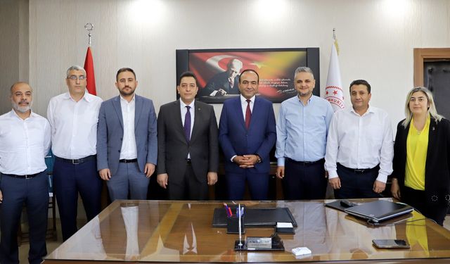 Şanlıurfa İl Sağlık Müdürlüğü’nde Görev Değişimi: Dr. Erhan Berk Göreve Başladı