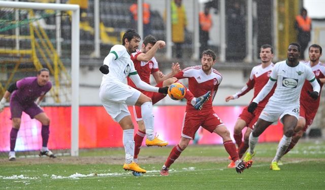 Eski Karaköprülü Futbolcunun Umudu Sona Erdi! Tahkim Kurulu Kararı Açıkladı