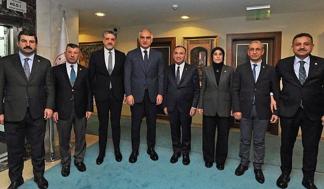 AK Parti Şanlıurfa Milletvekilinin Acı Günü! Sosyal Medyadan Duyurdu