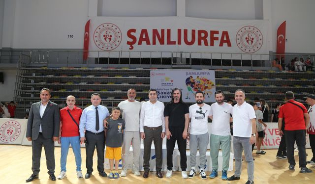 Atilla Aksoy’dan Taekwondo Müsabakalarına Ziyaret
