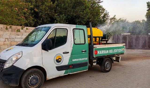 Harran'da İlaçlama Çalışmaları Sürüyor
