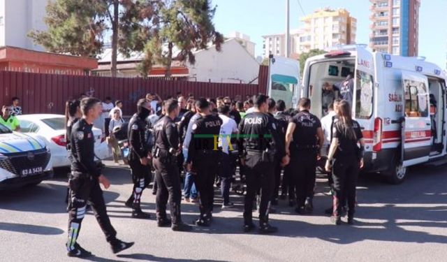 Karaköprü’de Trafik Kazası: 2 Polis Memuru Yaralandı!