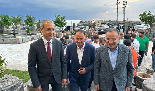 Şanlıurfa Vekilleri, Acı Haberleri Sosyal Medyadan Duyurdu