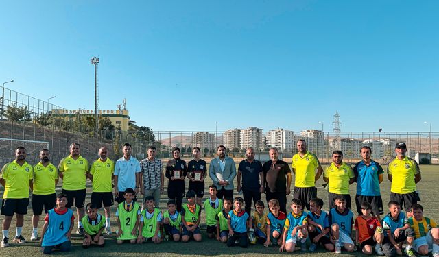 Şanlıurfaspor’dan Kadın Hakemlere Teşekkür Plaketi