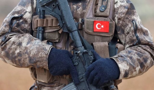 Savunma Bakanlığı’ndan Yeni Fırsat: Bu Şartları Taşıyanlar Başvurabilecek!