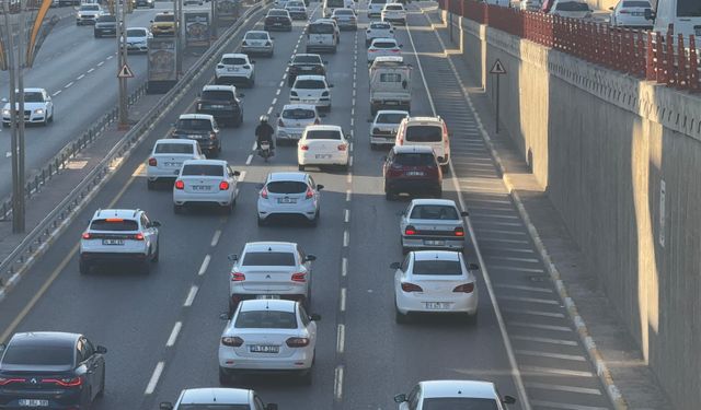 Şanlıurfa Trafiğinde Kaç Araç Var? Otomobil, Motosiklet ve Traktör Sayıları Açıklandı
