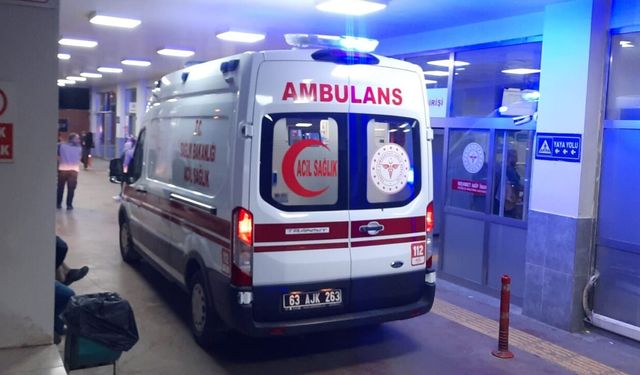 SON DAKİKA! Şanlıurfa Karaköprü'de Taşlı Sopalı Kavga: 6 Yaralı