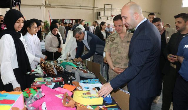 Öğrenciler Yeteneklerini Sergiledi! Ceylanpınar’da Proje Fuarı